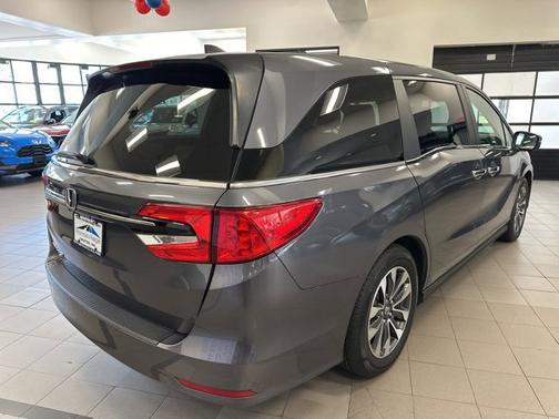 2023 Honda Odyssey 