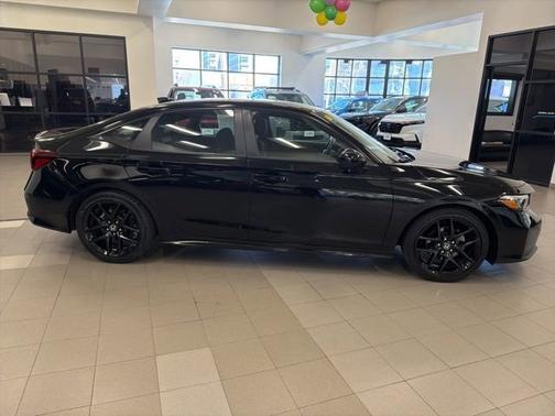 Crystal Black Pearl 2025 Honda Civic