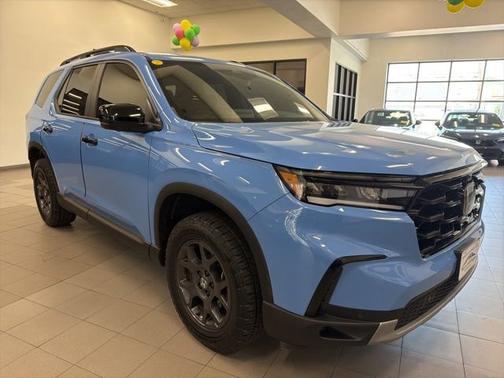 Diffused Sky Pearl 2024 Honda Pilot