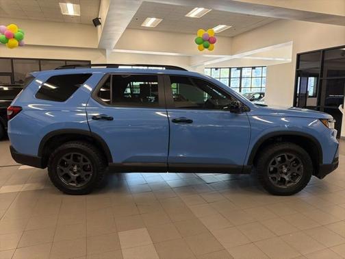 Diffused Sky Pearl 2024 Honda Pilot