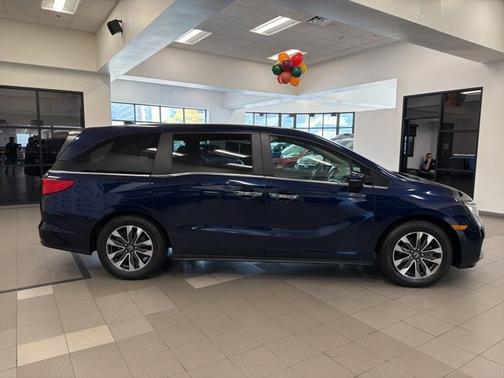 2023 Honda Odyssey 