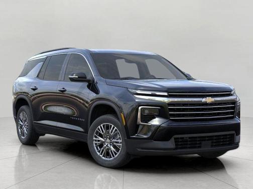 Mosaic Black Metallic 2026 Chevrolet Traverse LT