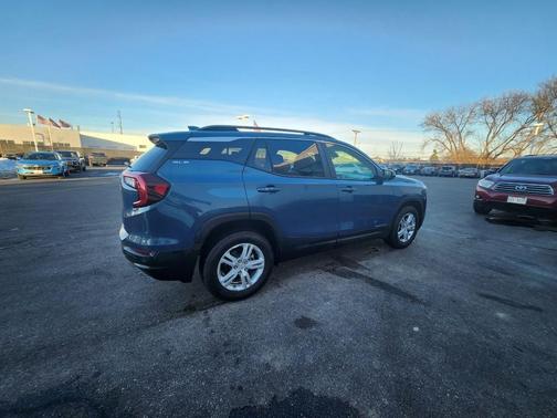 2024 GMC Terrain SLE