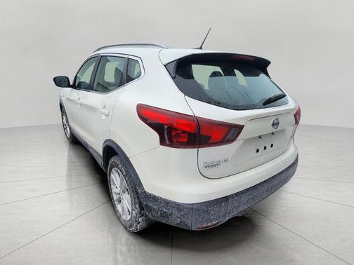 2018 Nissan Rogue Sport SV