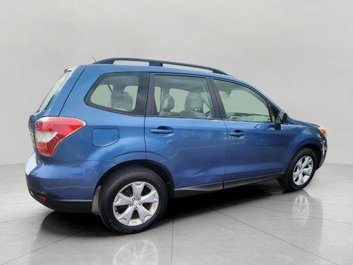 2015 Subaru Forester 2.5i
