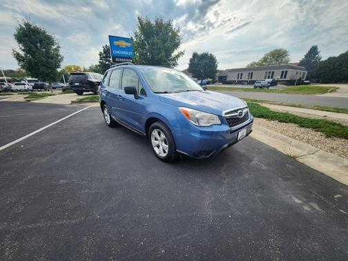 2015 Subaru Forester 2.5i