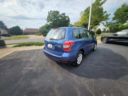 2015 Subaru Forester 2.5i