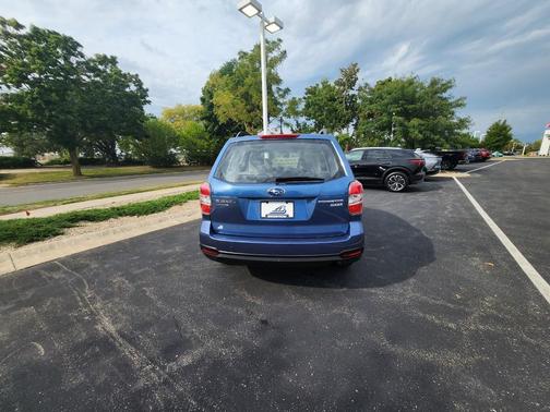 2015 Subaru Forester 2.5i