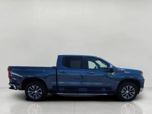 Lakeshore Blue Metallic 2024 Chevrolet Silverado 1500 LT