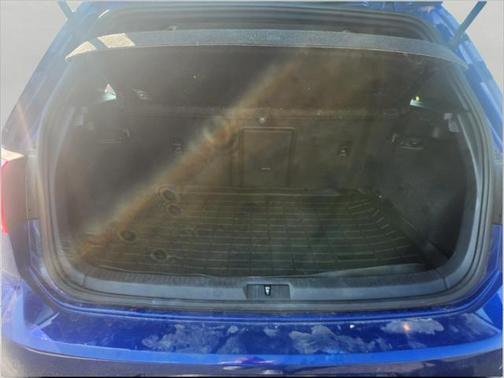 2016 Volkswagen Golf R 4-Door