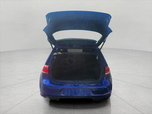 2016 Volkswagen Golf R 4-Door