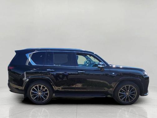 2024 Lexus LX 600 Base
