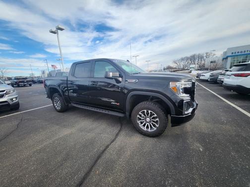 2021 GMC Sierra 1500 AT4