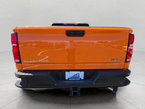 SPECIAL PAINT - TANGIER ORANGE 2026 Chevrolet Silverado 2500 Crew Cab, Standard Bed, XR2, 4WD