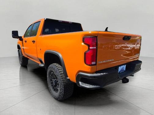 SPECIAL PAINT - TANGIER ORANGE 2026 Chevrolet Silverado 2500 Crew Cab, Standard Bed, XR2, 4WD