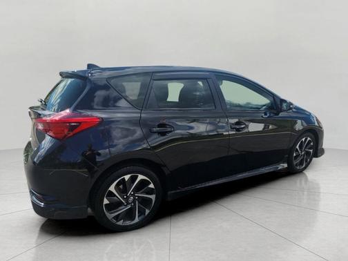 2016 Scion iM 5dr HB CVT