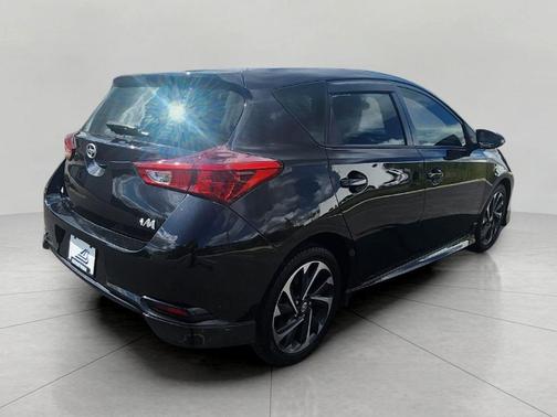 2016 Scion iM 5dr HB CVT