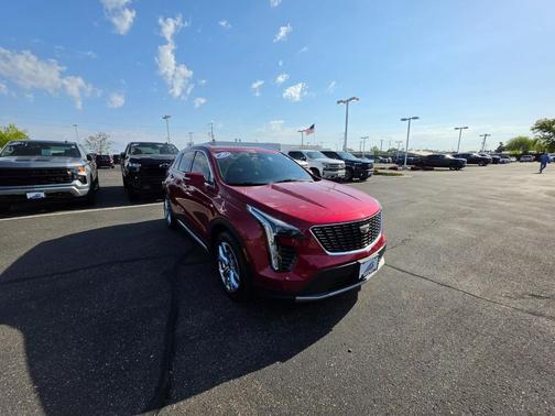 Infrared Tintcoat 2021 Cadillac XT4 Premium Luxury