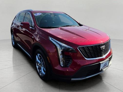 Infrared Tintcoat 2021 Cadillac XT4 Premium Luxury