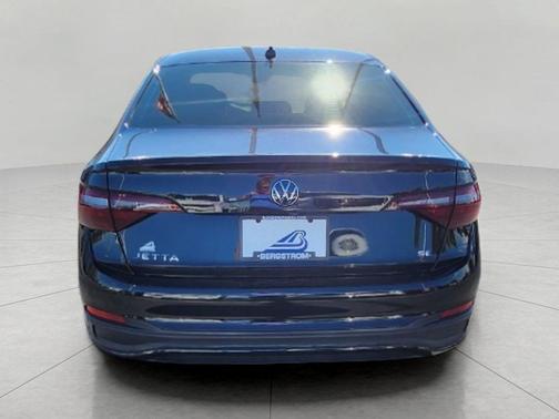 2023 Volkswagen Jetta 1.5T SE
