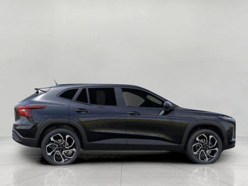 Mosaic Black Metallic 2026 Chevrolet Trax FWD 2RS