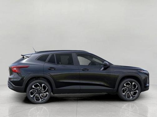 Mosaic Black Metallic 2026 Chevrolet Trax FWD 2RS