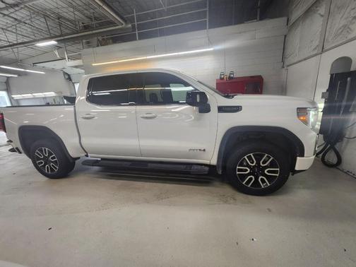2020 GMC Sierra 1500 AT4