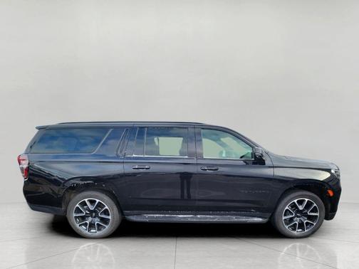 2021 Chevrolet Suburban RST