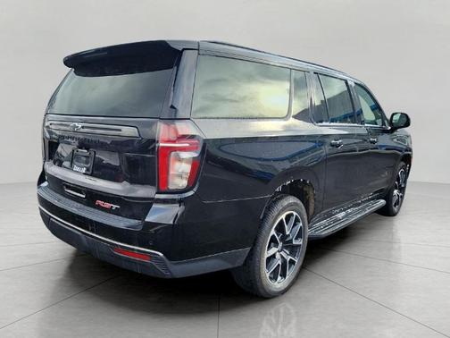 2021 Chevrolet Suburban RST