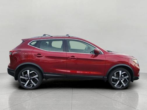 2021 Nissan Rogue Sport SL