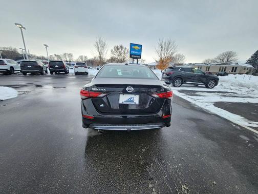 2020 Nissan Sentra SR