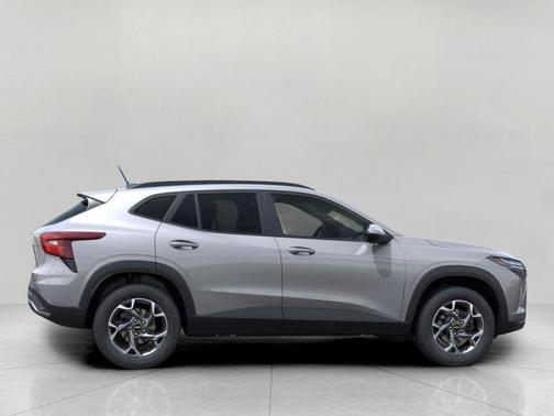 Sterling Gray Metallic 2026 Chevrolet Trax LT