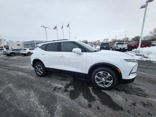 2024 Chevrolet Blazer 2LT