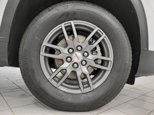 2025 GMC Acadia AWD Elevation