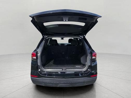 Mosaic Black Metallic 2024 Chevrolet Equinox LS