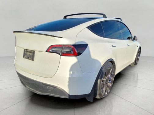 2021 Tesla Model Y Long Range Dual Motor All-Wheel Drive
