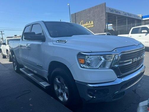 Bright White Clearcoat 2019 RAM 1500 Big Horn