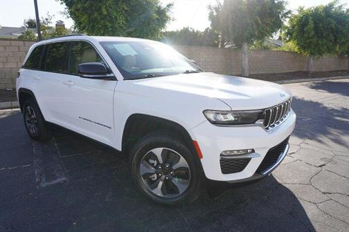 Bright White Clearcoat 2024 Jeep Grand Cherokee 4xe Base