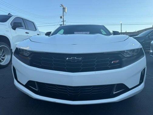Summit White 2021 Chevrolet Camaro 1LT