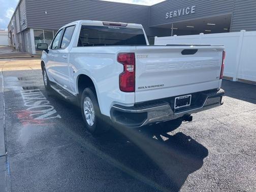 Summit White 2021 Chevrolet Silverado 1500 LT