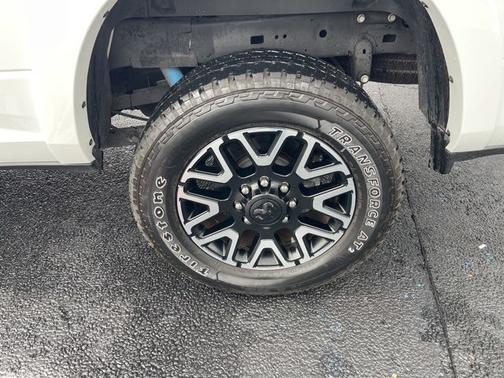 Bright White Clearcoat 2025 RAM 2500 LIMITED