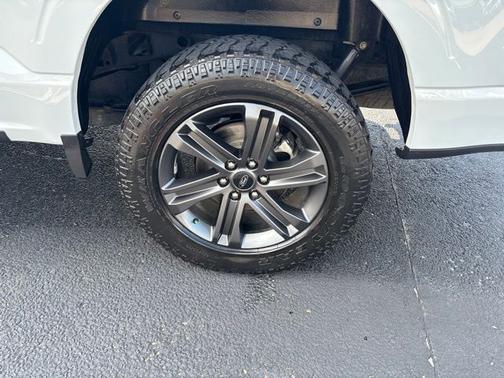AVALANCHE 2023 Ford F-150 XLT
