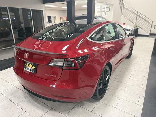 2019 Tesla Model 3 Long Range