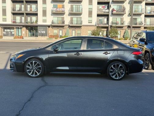 2020 Toyota Corolla XSE