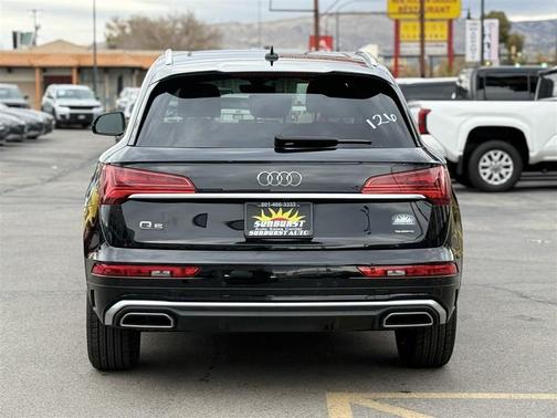 2023 Audi Q5 45 S line Premium