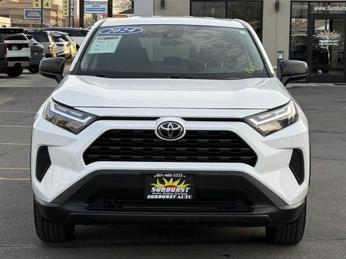 2024 Toyota RAV4 LE
