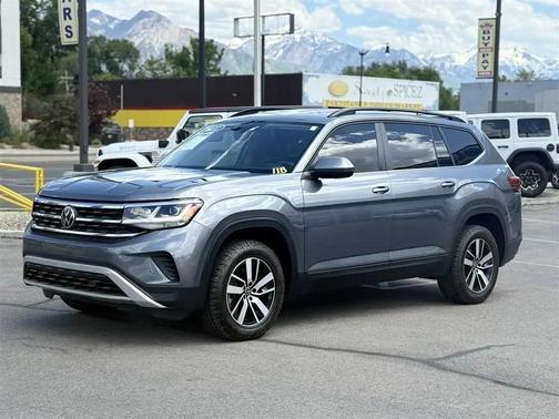 GREY 2022 Volkswagen Atlas 2.0T SE