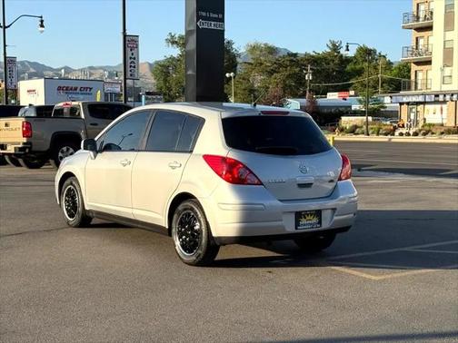 2012 Nissan Versa 1.8 S