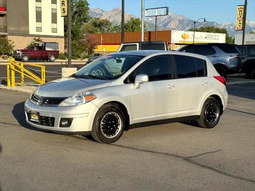 2012 Nissan Versa 1.8 S