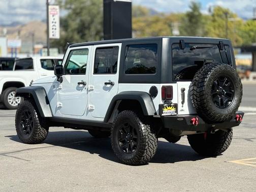 2015 Jeep Wrangler Unlimited 4WD 4dr Willys Wheeler